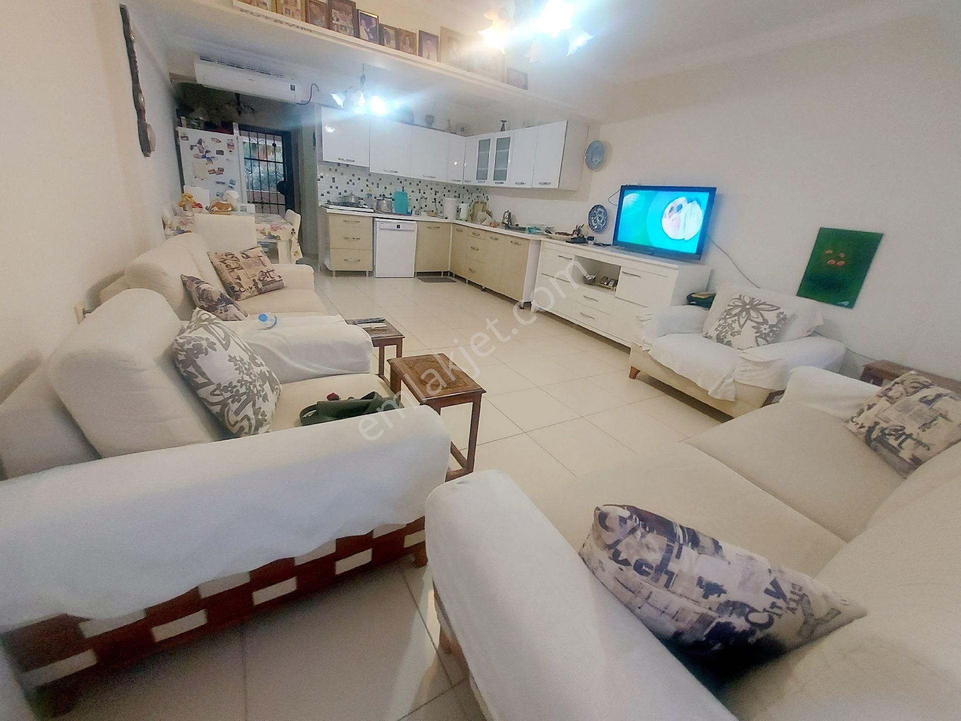 Didim Akbükte Sahile 70m Mesafede Deniz Manzaralı 3+1 Dublex Daire - Görsel 3