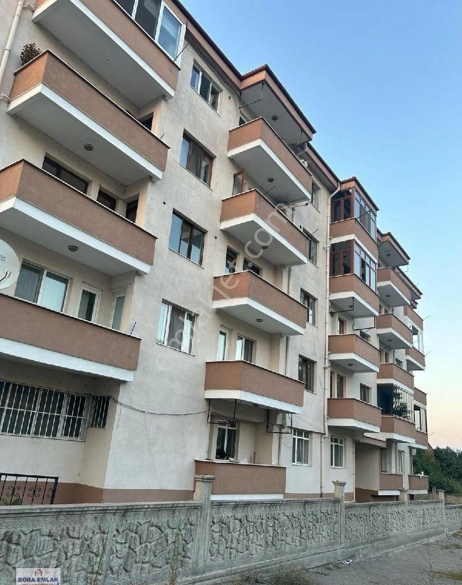 Düzce Merkez Şerefiye Kiralık Daire Düzce Şerefiye Mahallesinde Kiralık 3+1 140 M2 3.kat Daire