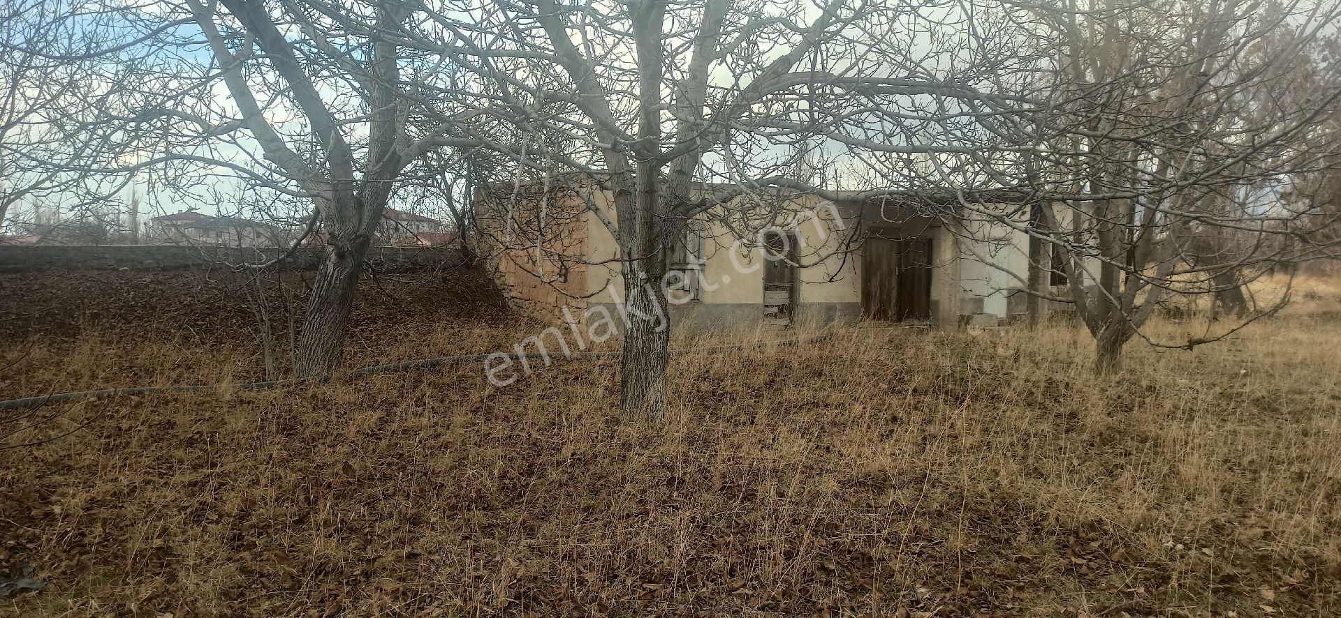 Niğde Merkez Sazlıca Bld. (Aşağı) Satılık Villa İmarlı Ertan Gayrimenkul Den Sazlica (aşağı) 875m2 Satılık Arsa