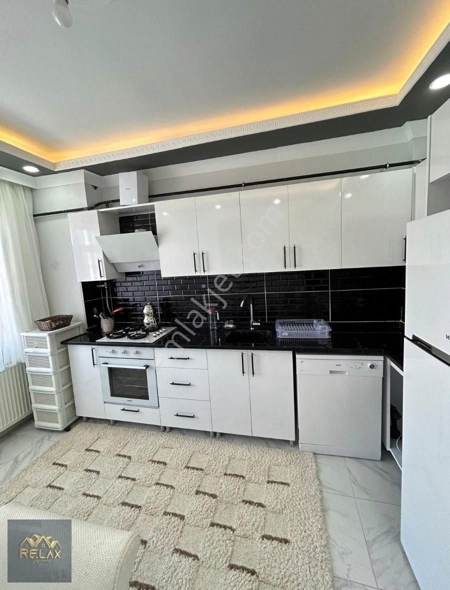 Bandırma 17 Eylül Satılık Daire 17 Eylül Mahallesi Satılık 2+1 Eşyalı Daire