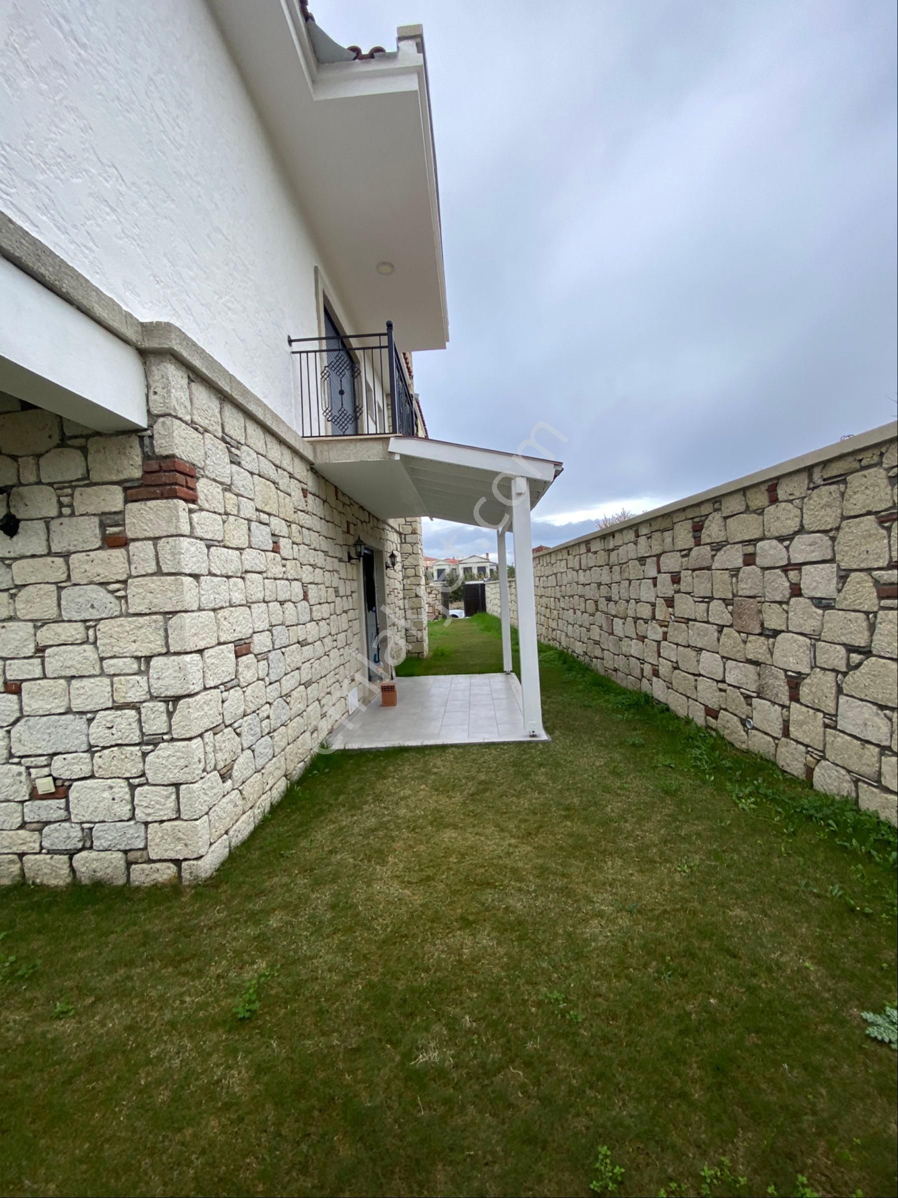 Alya Gayrimenkul Çeşme Şifnede 3+1 Villa - Görsel 2