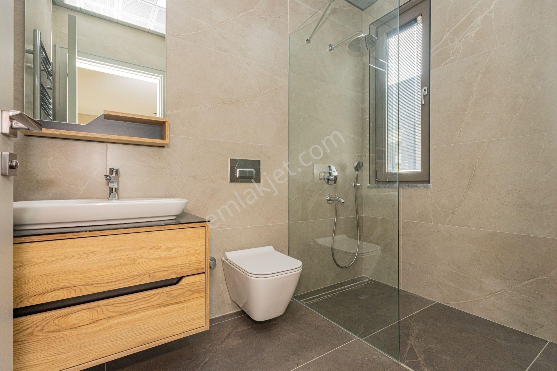 Döşemealtı Yeşilbayır'da Park Cepheli 4+1 Lüks Villa - Görsel 16