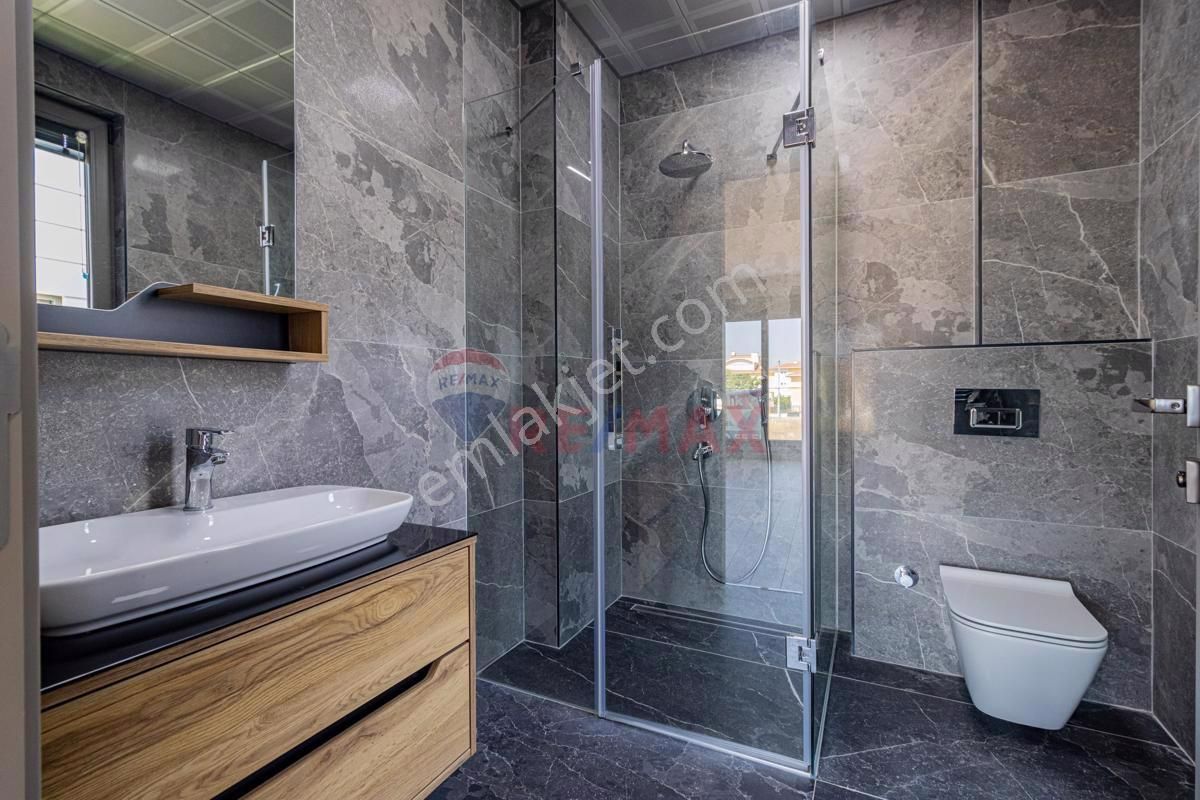 Döşemealtı Yeşilbayır'da Park Cepheli 4+1 Lüks Villa - Görsel 9