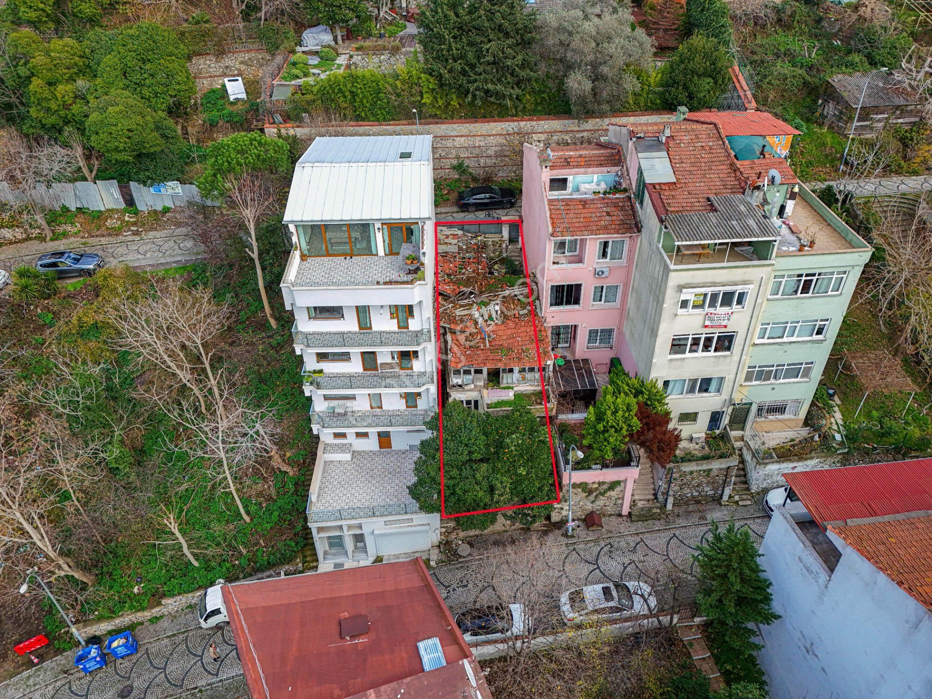 Üsküdar Beylerbeyi Satılık Konut İmarlı Üsküdar Beylerbeyi'nde Projesi Onaylı Ruhsatlı Tarihi Eser