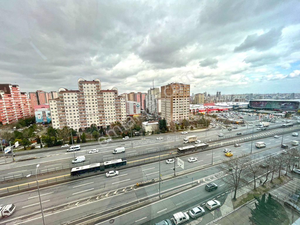 Ginza Lavinya Park Plaza'da E5 Cepheli Kiracılı Satılık Ofis - Görsel 15