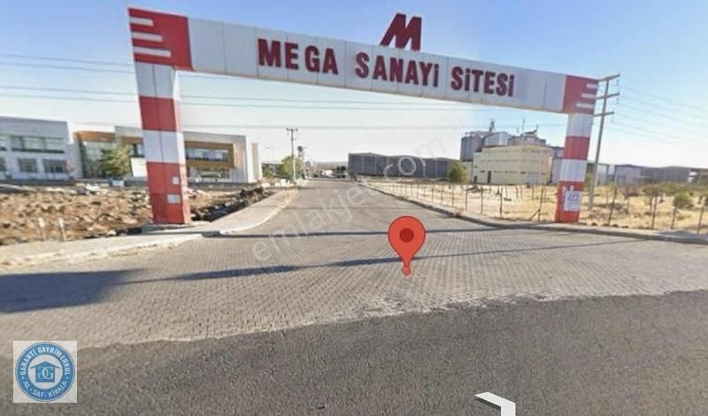 Bağlar Topraktaş Satılık Depo Mega Sanayi Sitesinde Satılık Yanyana 2 İşyeri