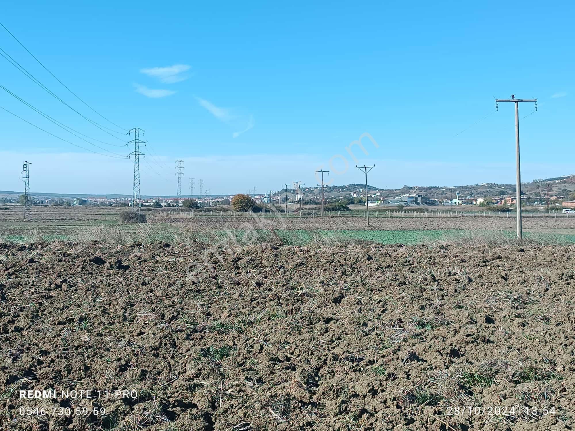 Vize Devlet Satılık Tarla Vize İstanbul Otoyolu Üzerinde Şhell Benzinlik Karşısında Satılık Tarla