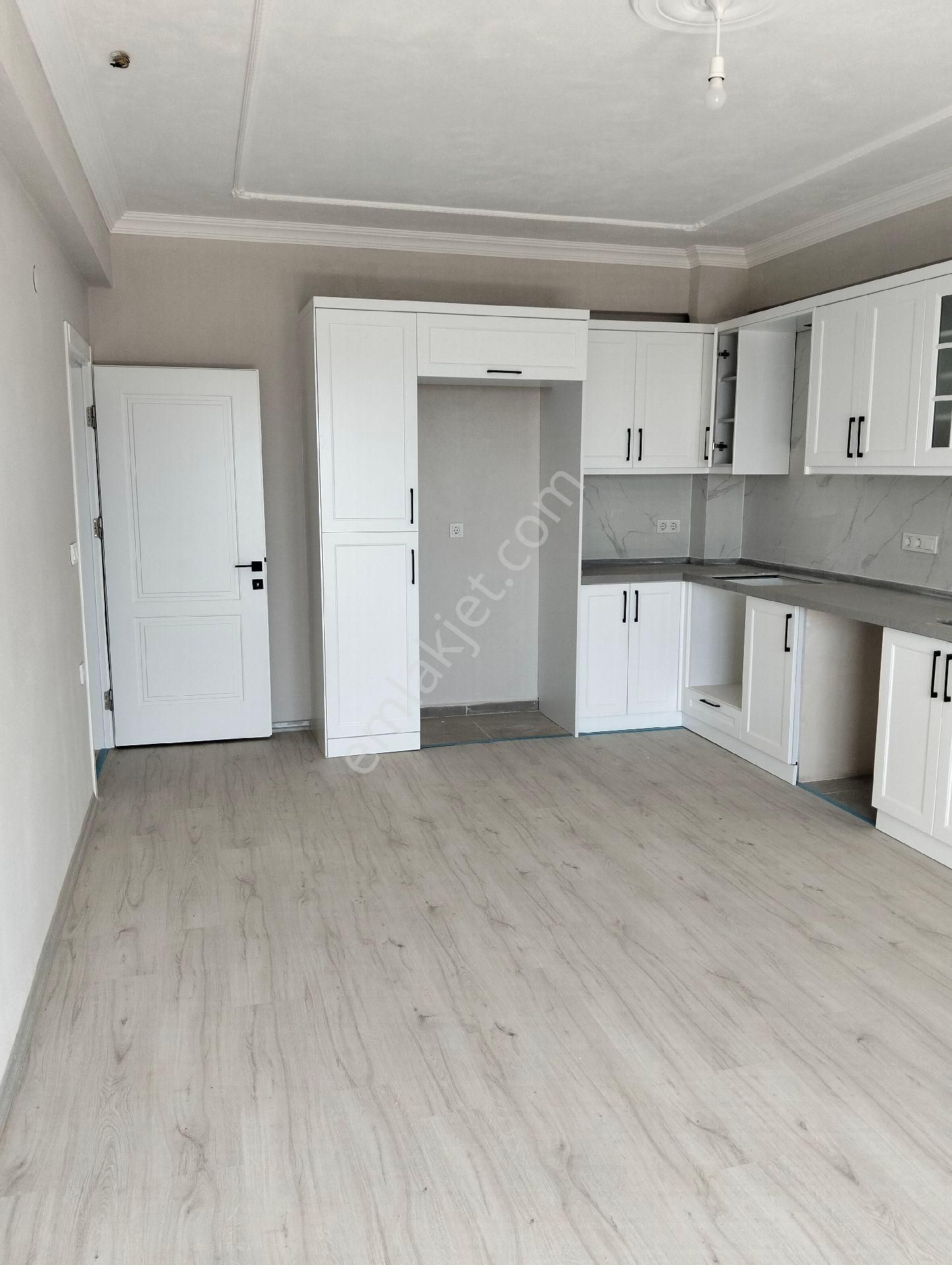 Çalıcada Sıfır Asansörlü Kiralık 3+1 Daire