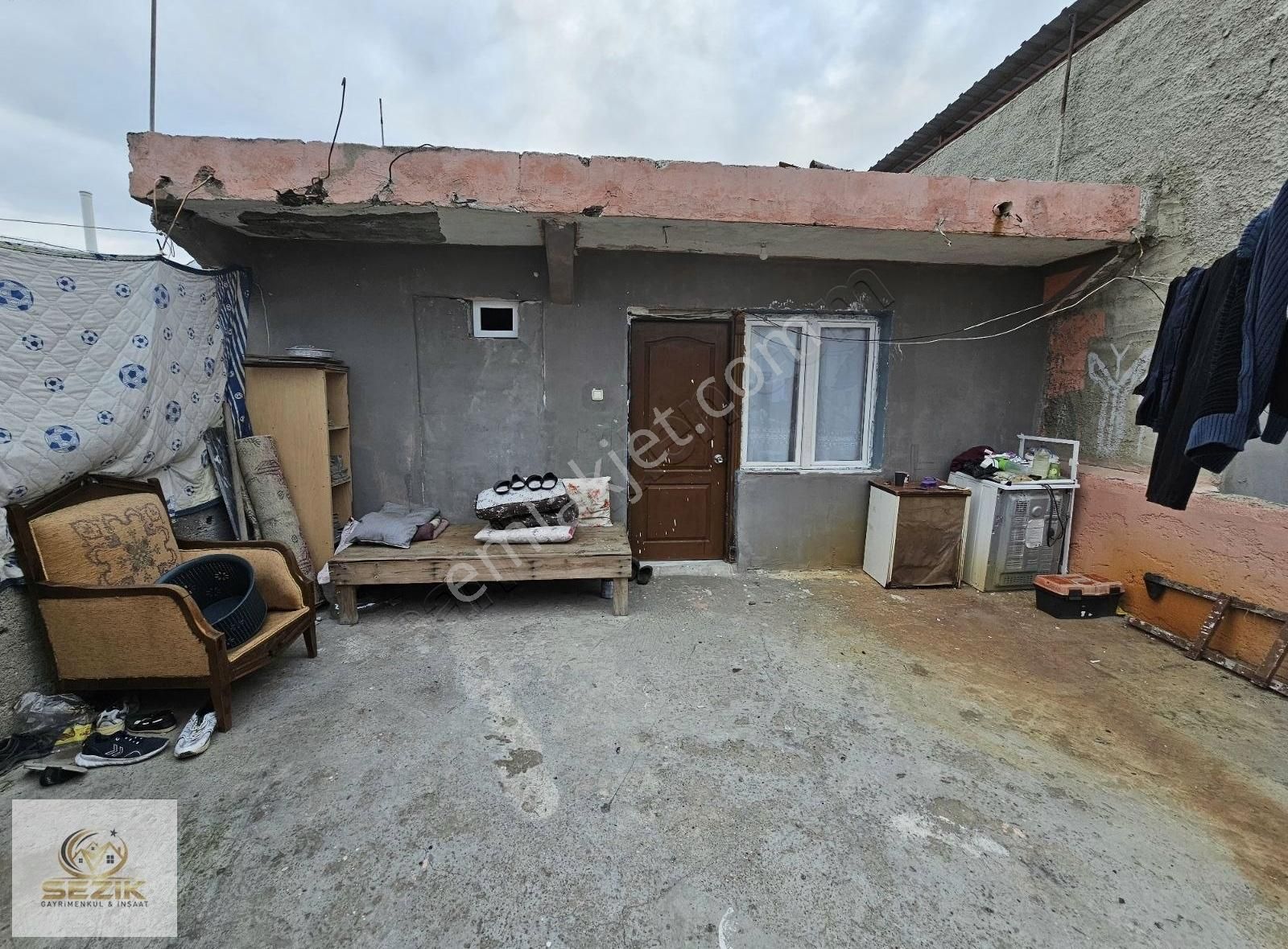 Yenibey Mh 3.5 Katlı Kiracılı Müstakil Ev Acil Satılık Güney Cph - Görsel 21