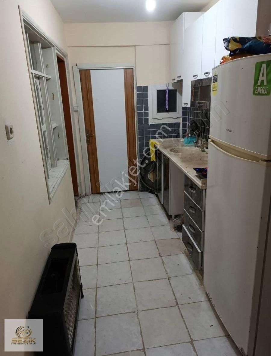 Yenibey Mh 3.5 Katlı Kiracılı Müstakil Ev Acil Satılık Güney Cph - Görsel 14