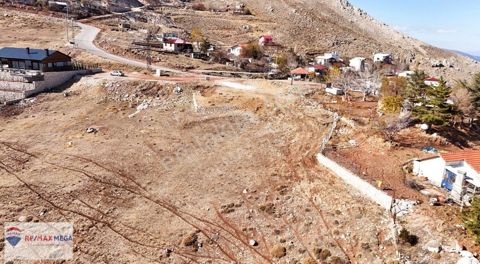 Konyaaltı Çağlarca Satılık Konut İmarlı Antalya Konyaaltı Çağlarca'da Konut İmarlı Arsa