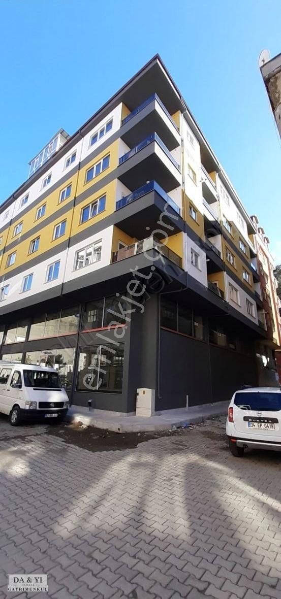 Fındıklı Merkez Kiralık Daire Da&yı Gayrımenkul Güvencesiyle