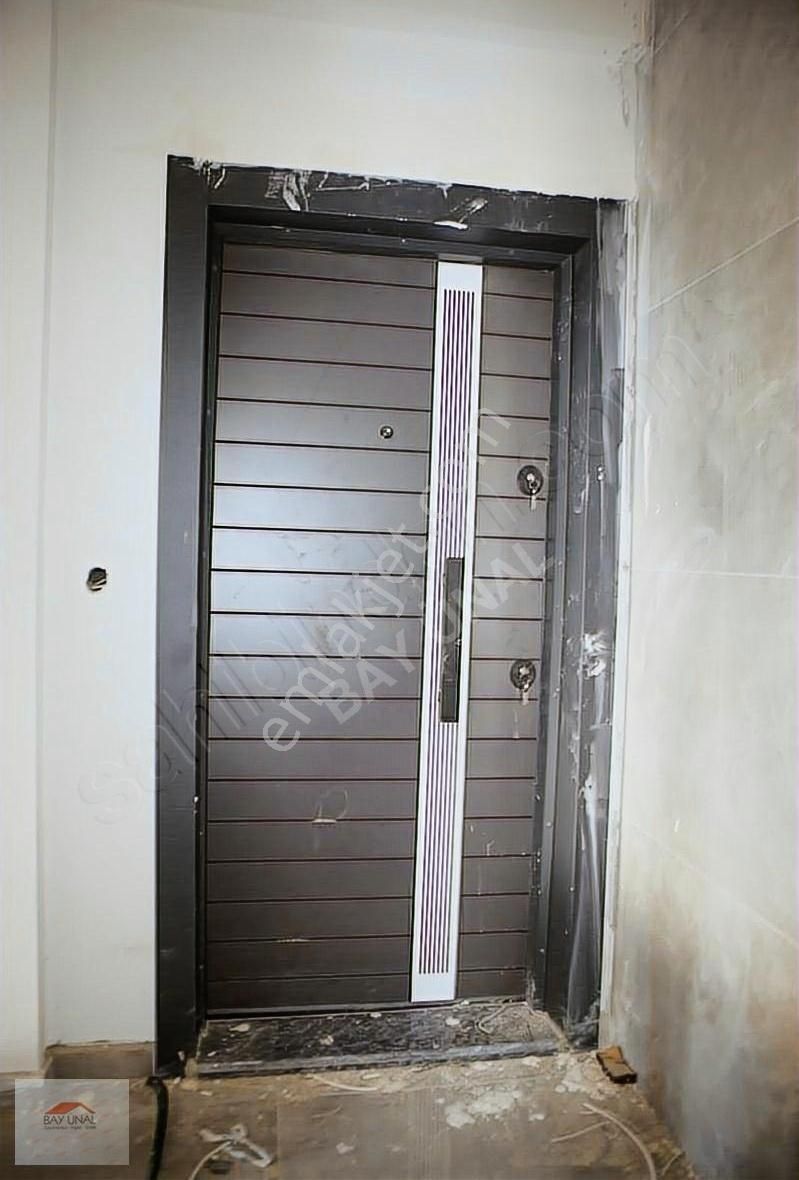 Finike Kum Satılık Daire Ultra Lüx Denize 700 Mt 2+1 Satılık Daire