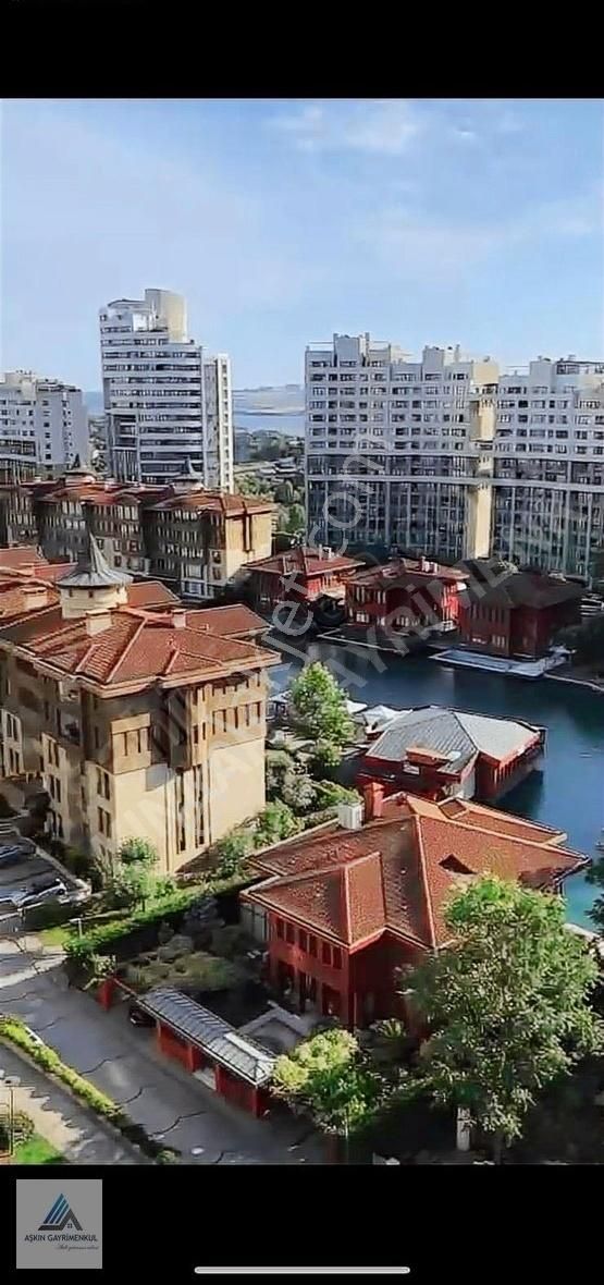 Küçükçekmece Atakent Satılık Daire Bosphorus City Peysaj Manzaralı Eşyalı 1+1 Satılık Daire