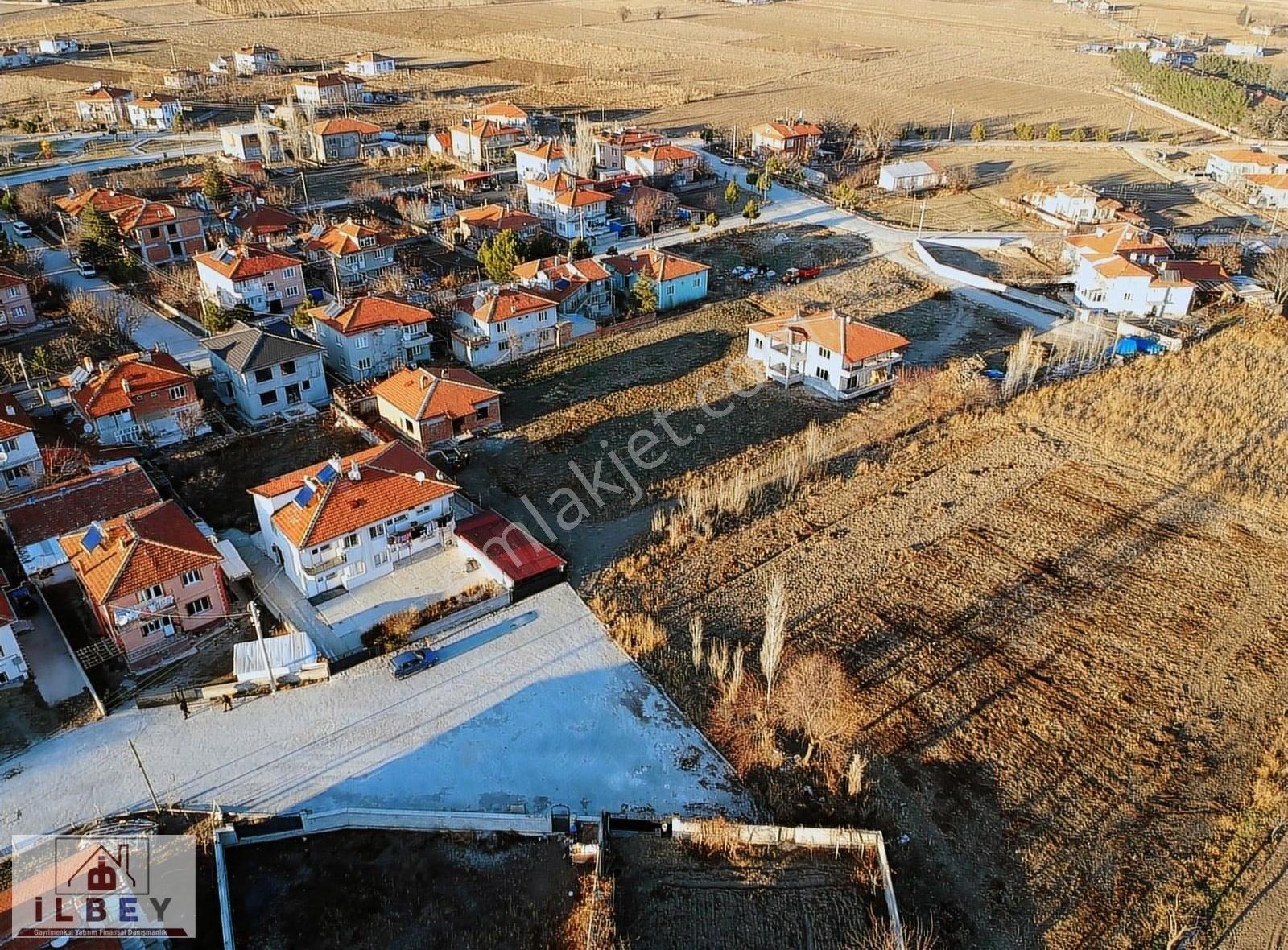 İlbey // Şuhut Merkez İstiklal Mahallesinde 340 M² Arsa - Görsel 3