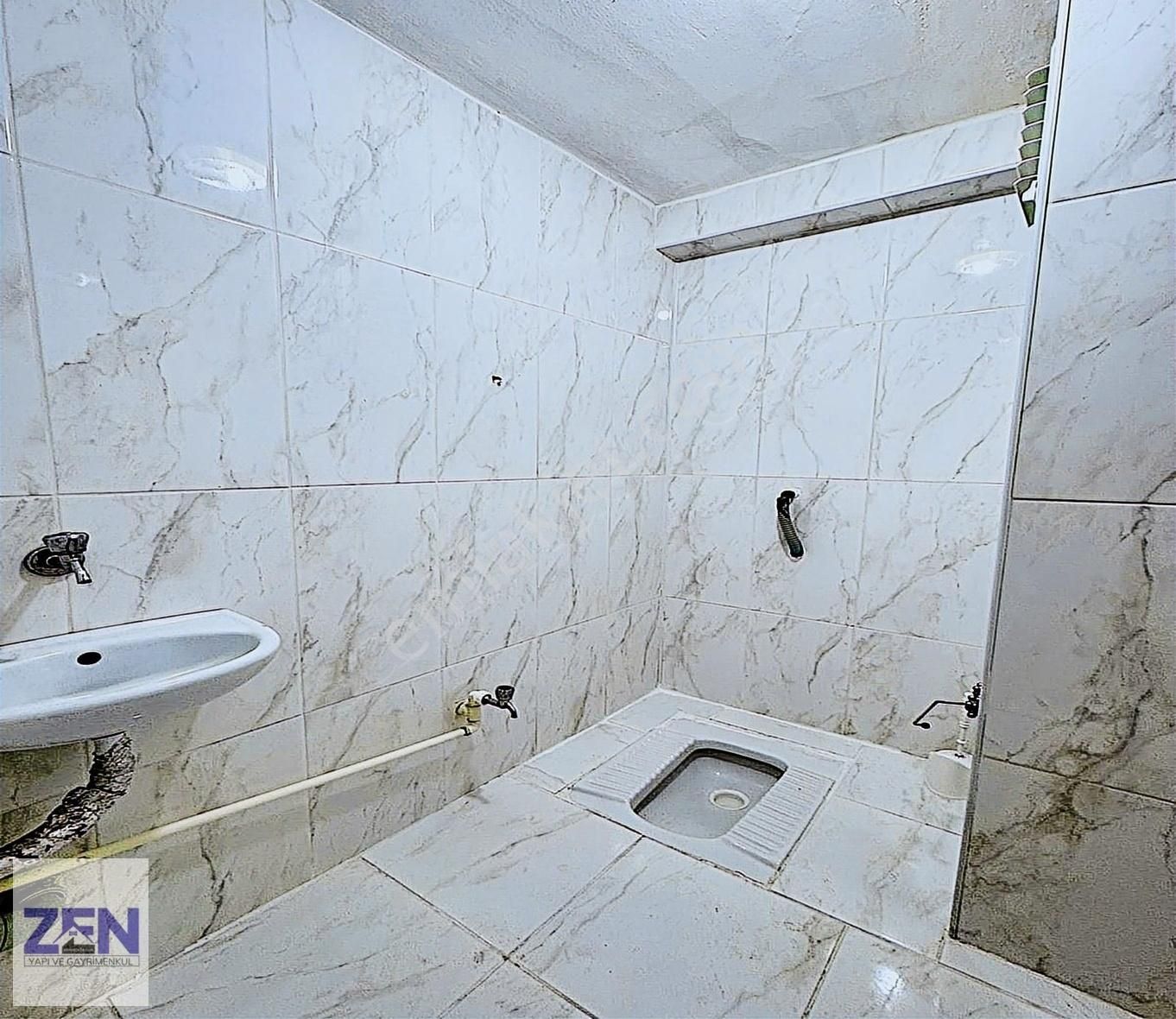 Metrobüse Çok Yakın Acil Satılık 2+1 Ara Kat Daire!!! - Görsel 5