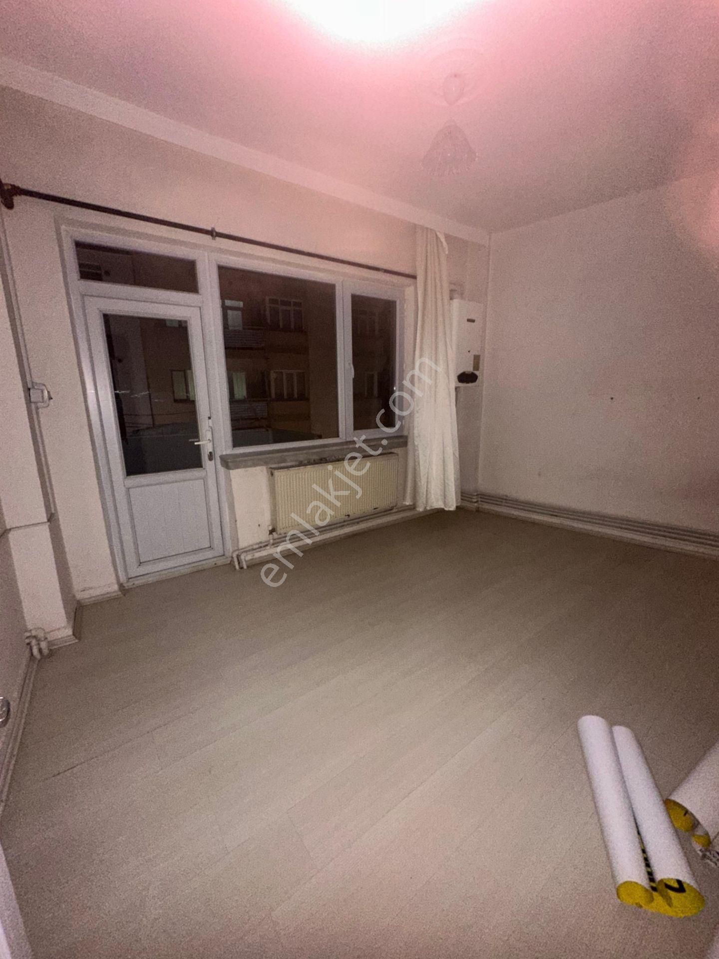 Odunpazarı Kırmızıtoprak Kiralık Daire Kd145- Kırmızı Toprak Mah. 2+1 Ara Kat Balkonlu Kombili Kiralık Daire