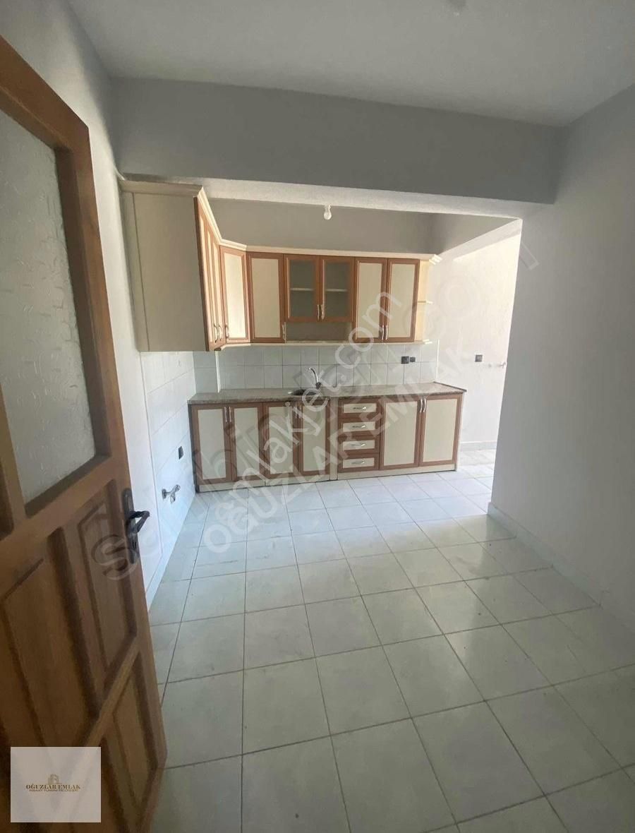 Demre Gökyazı Kiralık Daire Oğuzlar Emlak' Dan Demre Çarşı Merkezde 3+1 Kiralık Daire