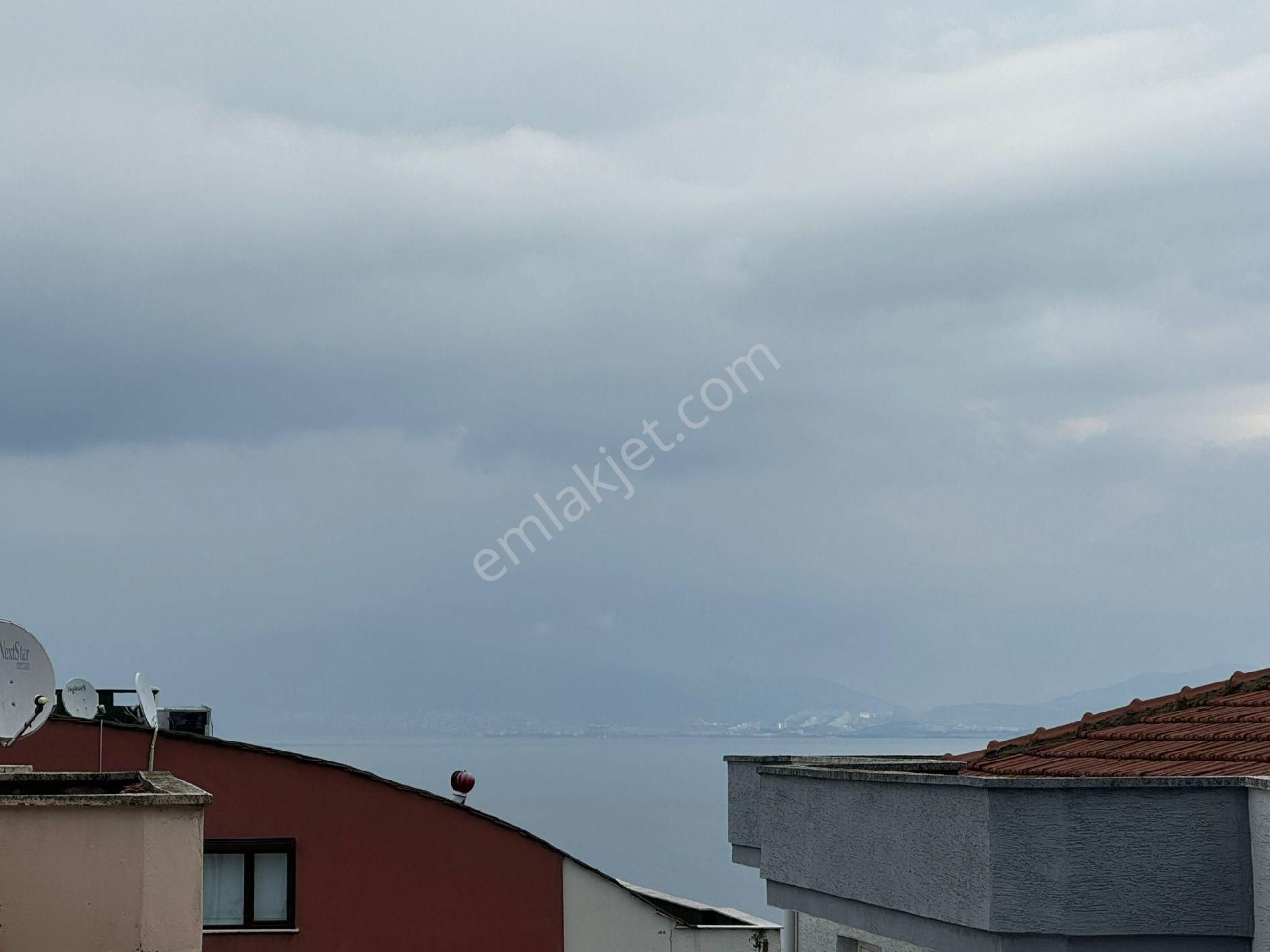 Mudanya Yeni Satılık Daire Mudanya Siteler Mah Deniz Manzaralı 3+1 135 M2 Acil Satılık