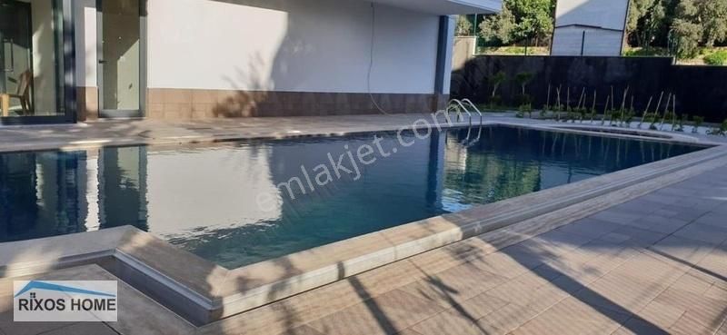 Alanya Avsallarda Satılık Lüks Dubleks - Görsel 17