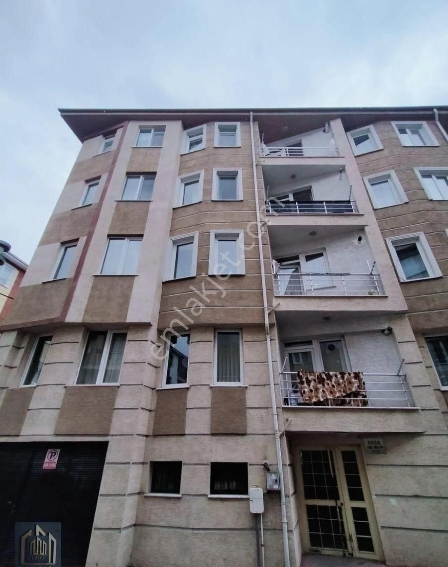 Tepebaşı Ömerağa Satılık Daire Ömerağa Mahallesi'nde Satılık Daire 2+1 90m2