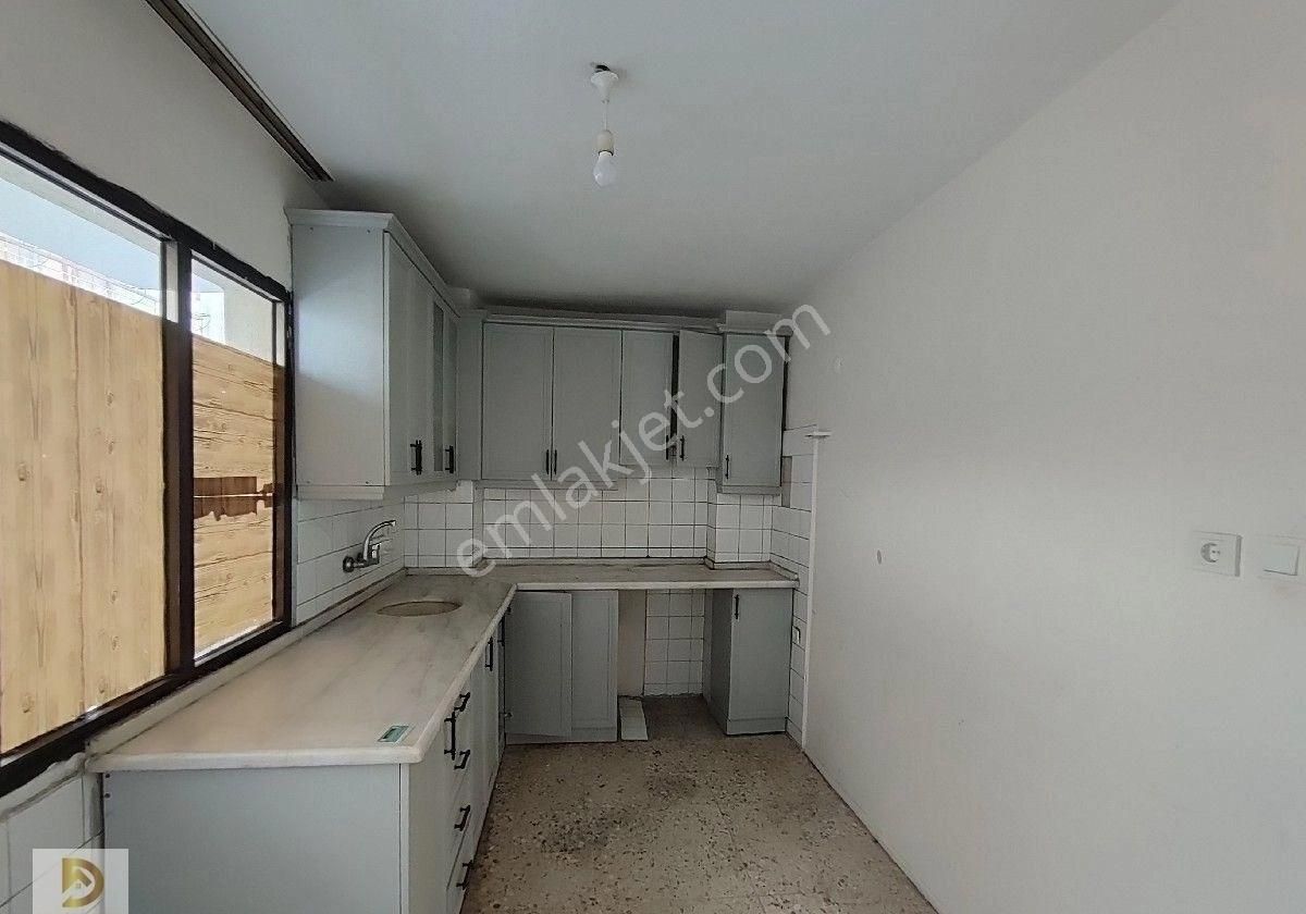 Şehzadeler Peker Kiralık Daire Kiralık Daire 3+1 130 M2 Manisa Peker Mahallesi'nde Bahçelievler Civarı