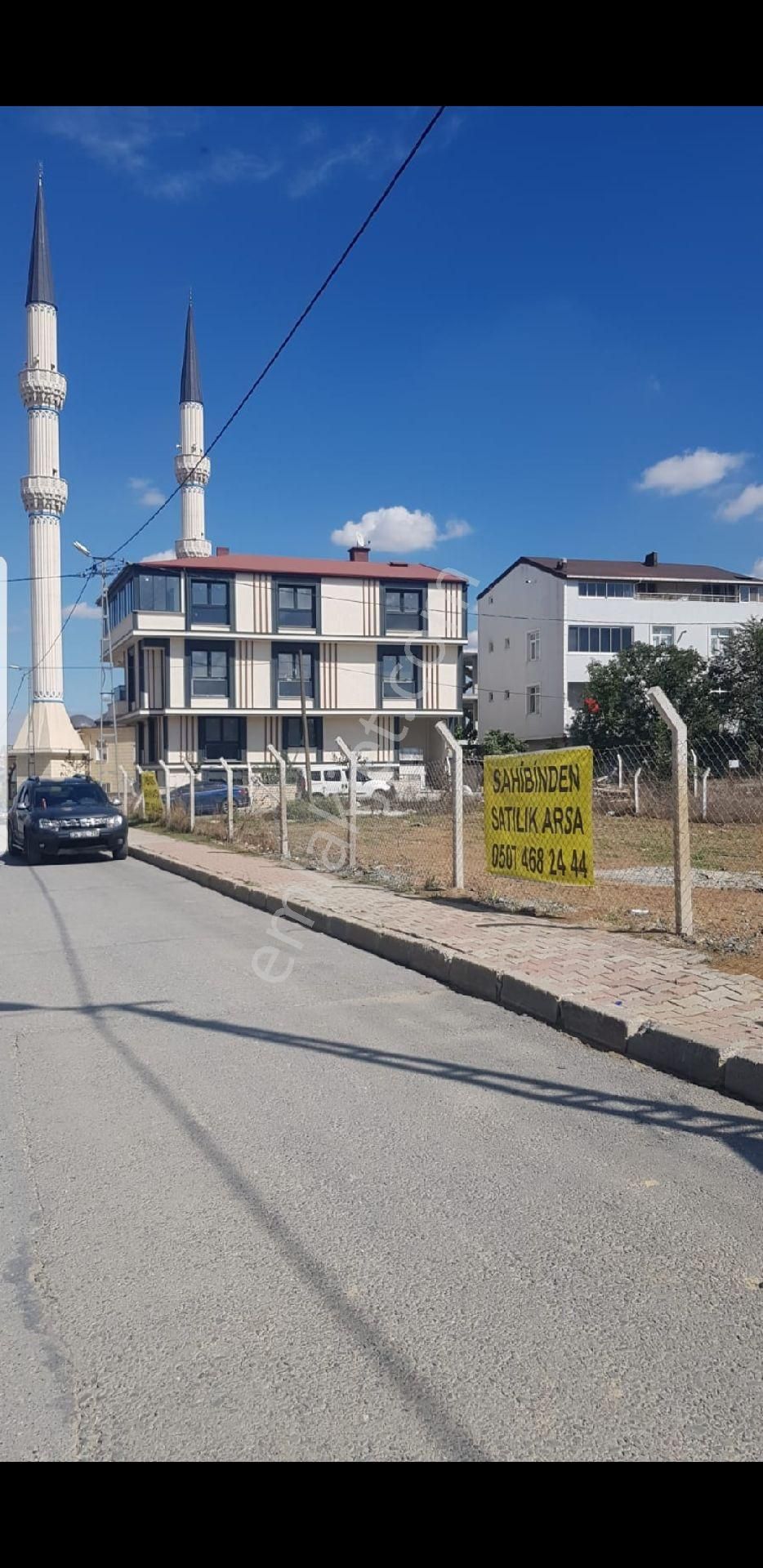 Arnavutköy Haraççı Satılık Konut İmarlı Arnavutköy Haraççı Satılık İmarlı Tek Tapu Köşe Cadde Cephe