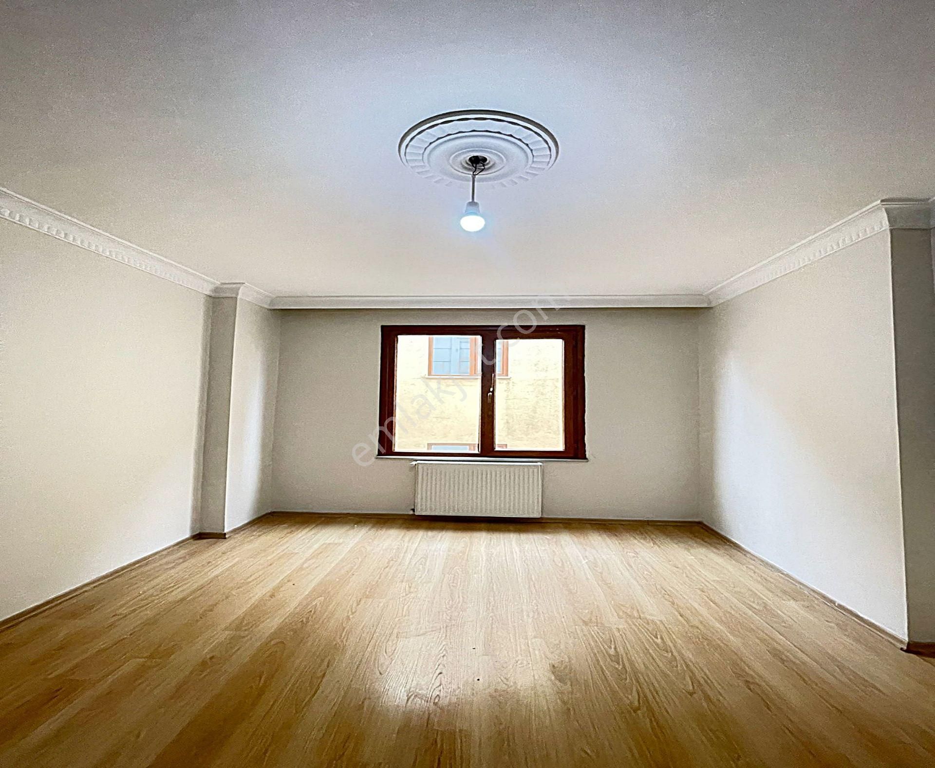 Metrobüse Yakın Kat Mülkiyetli Balkonlu 3+1 Satılık Daire! - Görsel 6