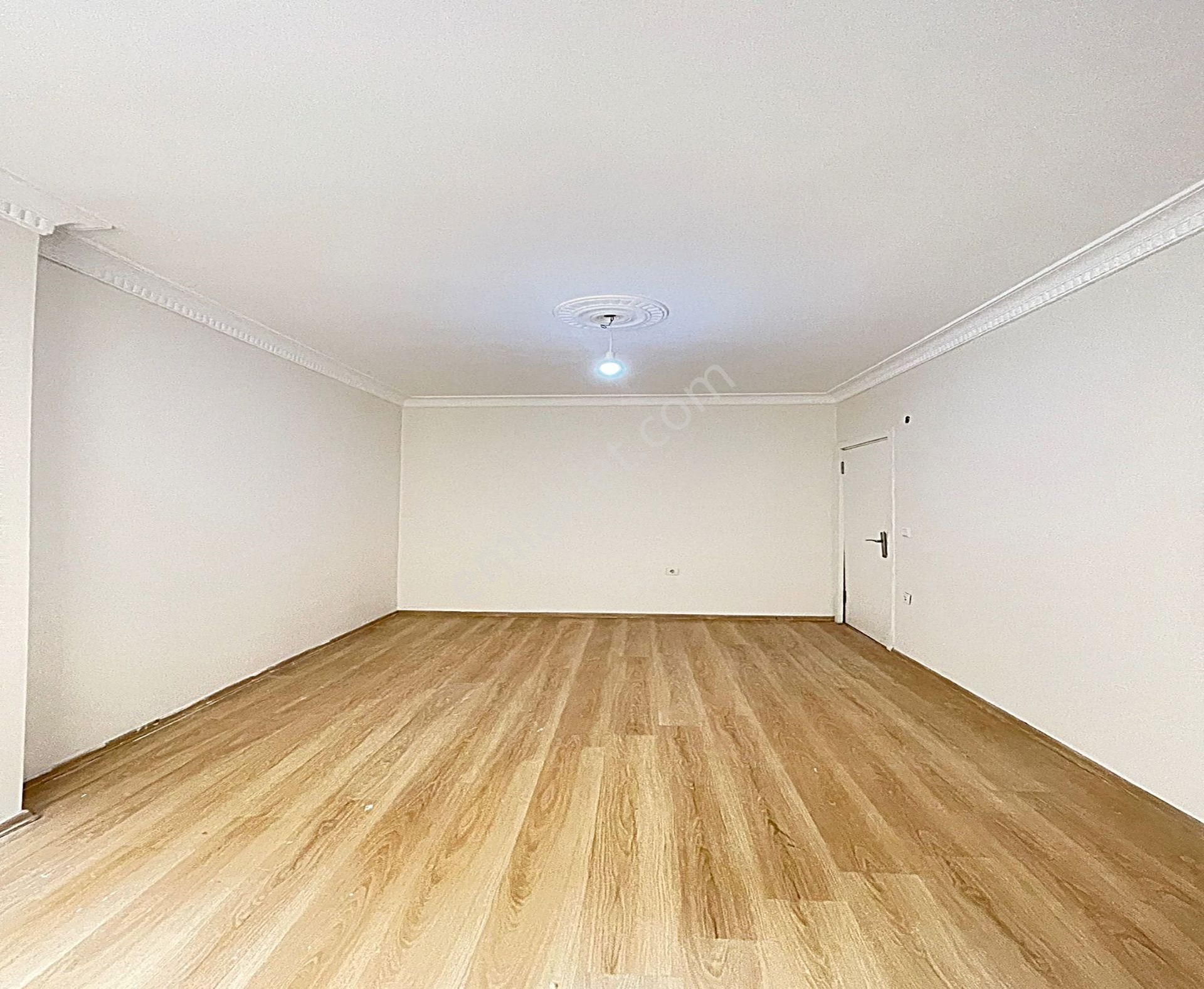 Metrobüse Yakın Kat Mülkiyetli Balkonlu 3+1 Satılık Daire! - Görsel 13