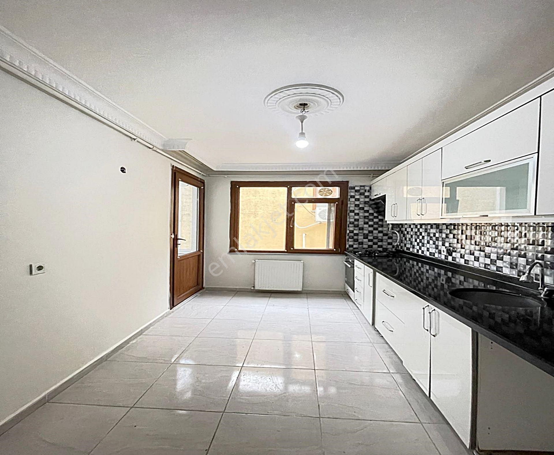 Metrobüse Yakın Kat Mülkiyetli Balkonlu 3+1 Satılık Daire! - Görsel 9