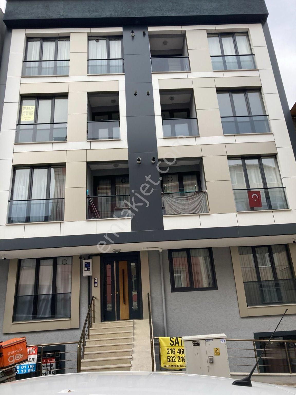 Ataşehir Fetih Kiralık Daire Ataşehir Emaar Avm Libadiye Caddesine Yakın Konumda 2+1