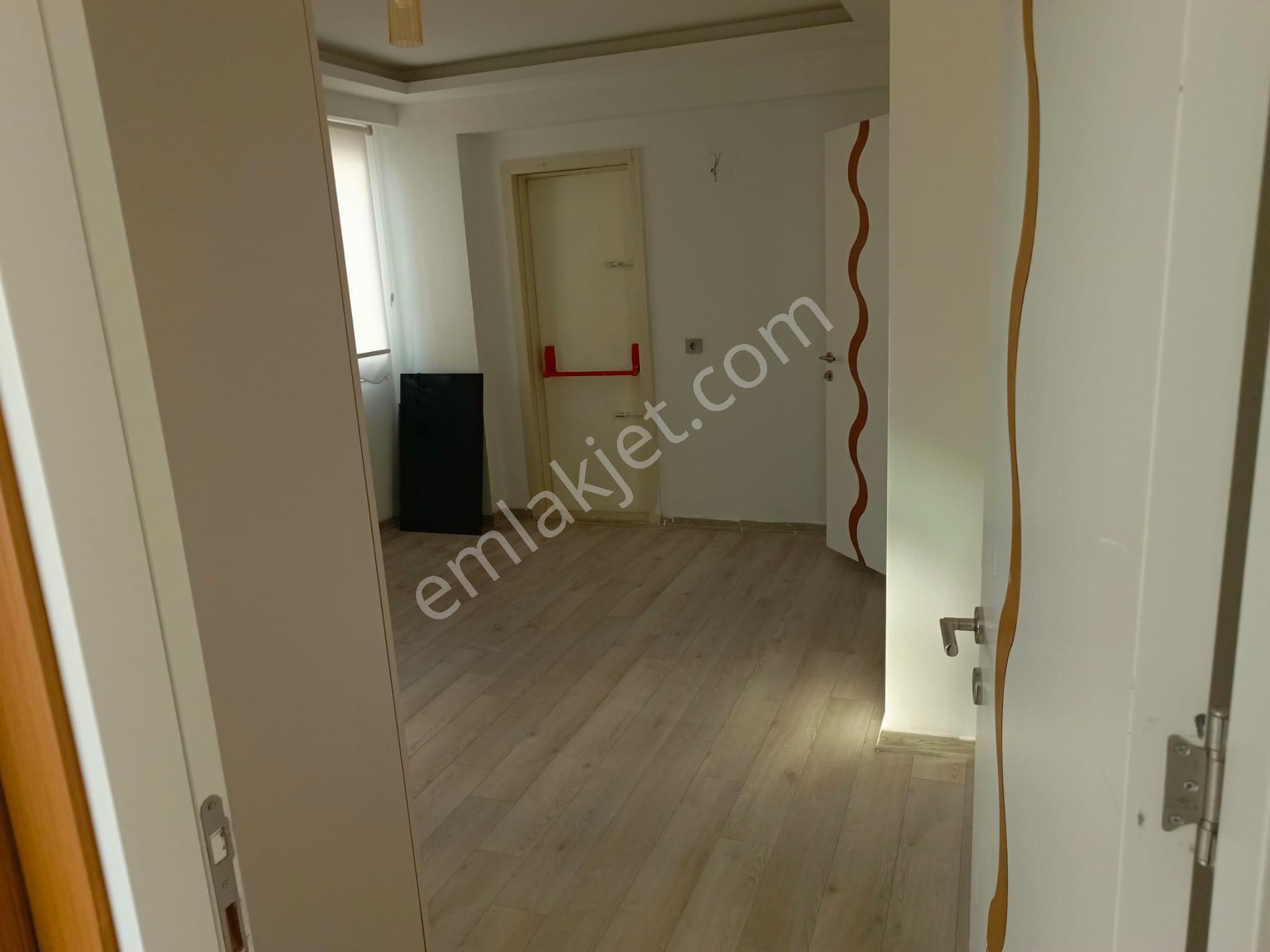 Sarıçam Gültepe Kiralık Daire Adana Sarıçam Gültepe Merkezi Canlı Lokasyonda Havuzlu Sitede Kiralık 3+1 Geniş Daire