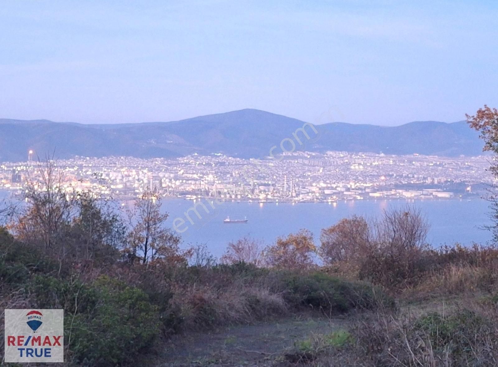 Gölcük Körfez Satılık Bağ & Bahçe Panoramik Körfez Manzaralı 4450 M2 Satılık Bahçe!!!