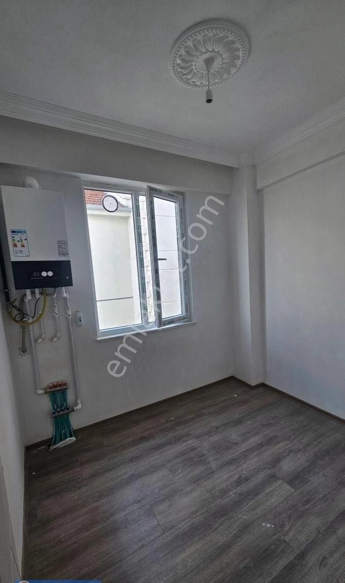 Karaman Merkez Yenimahalle Satılık Villa Emlaknomi/emlaktar'dan Yenimahallede 2+1 Satılık Apart