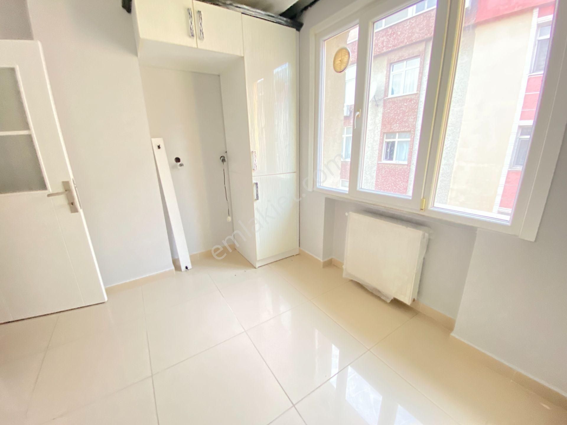 Avcılar Üniversite Mah. Metrobüse Yakın 4+1 Satılık Dublex Daire - Görsel 7