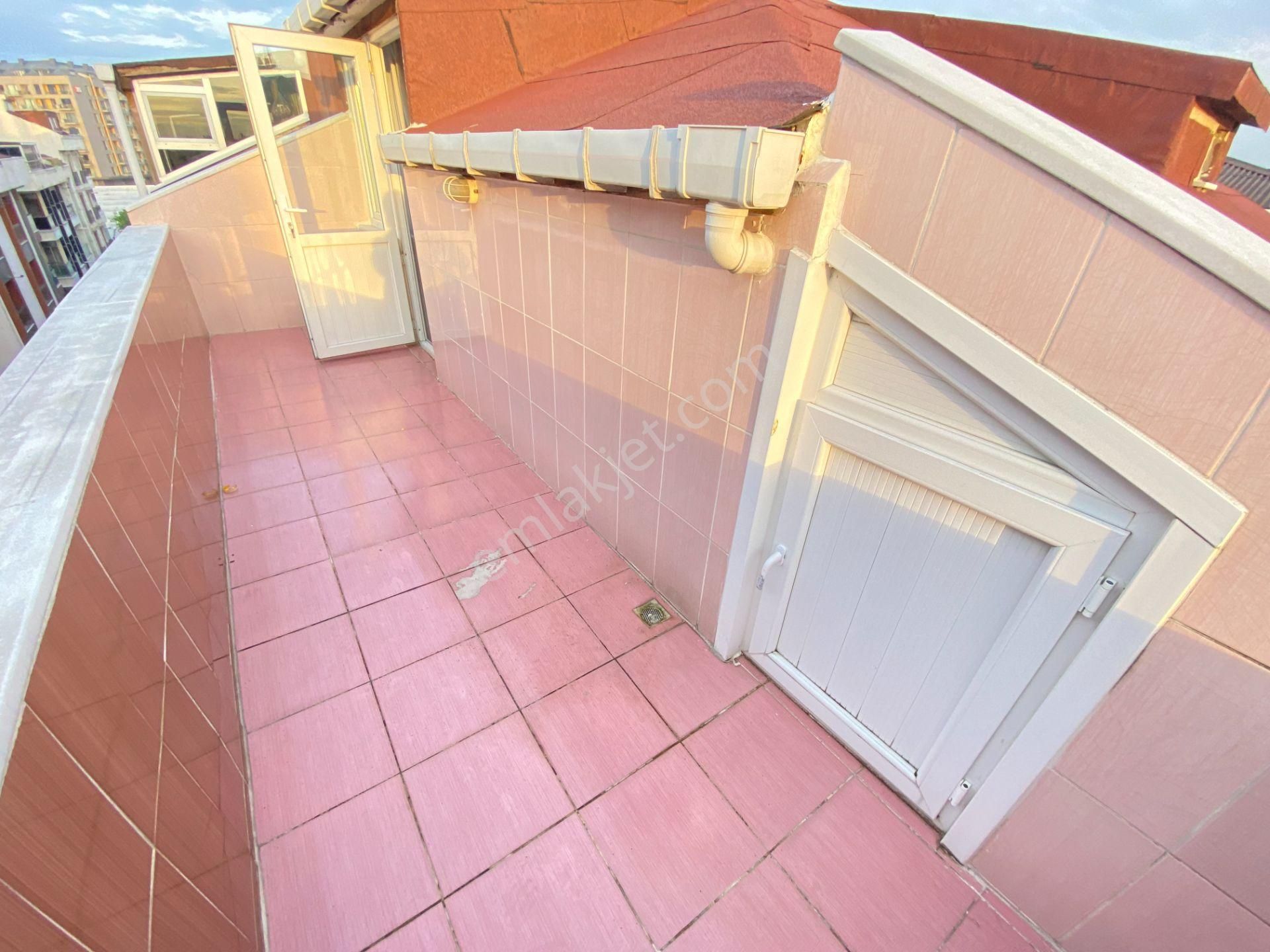 Avcılar Üniversite Mah. Metrobüse Yakın 4+1 Satılık Dublex Daire - Görsel 32