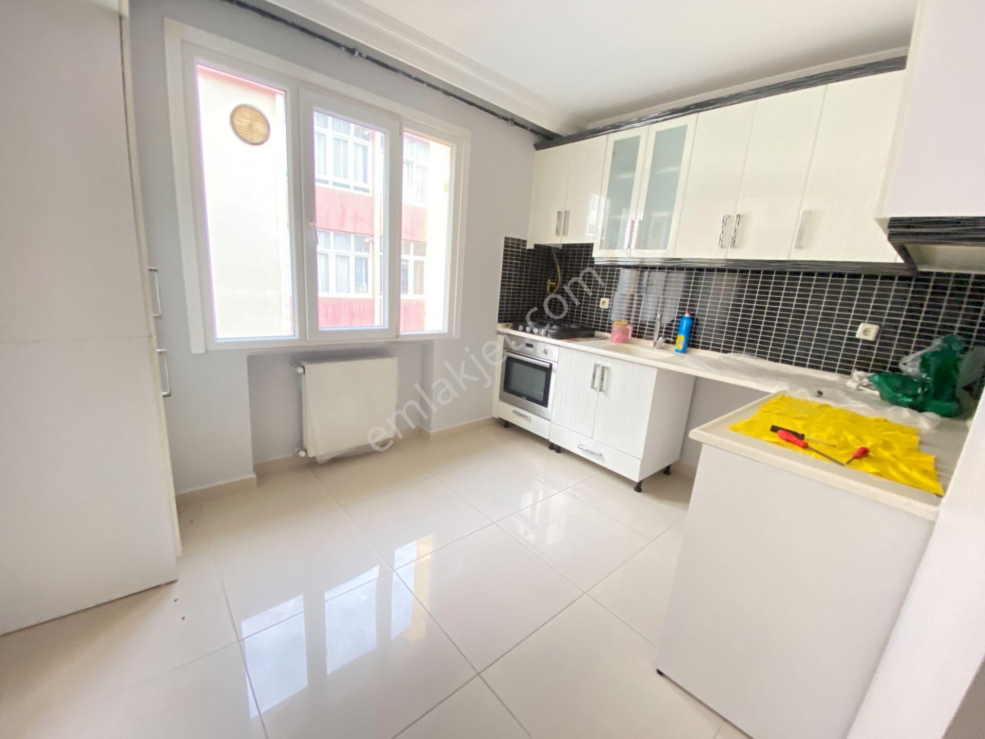 Avcılar Üniversite Mah. Metrobüse Yakın 4+1 Satılık Dublex Daire - Görsel 5