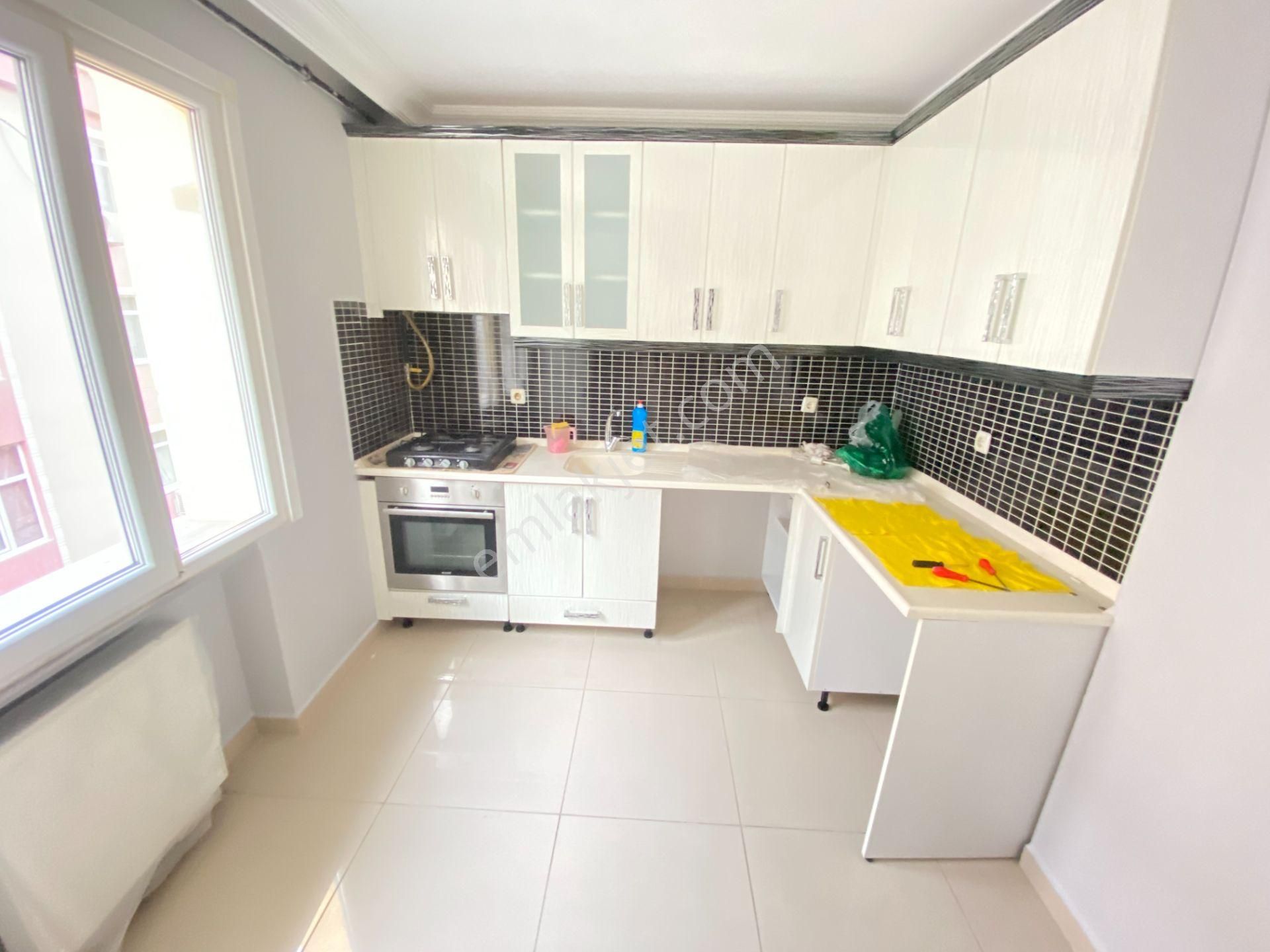 Avcılar Üniversite Mah. Metrobüse Yakın 4+1 Satılık Dublex Daire - Görsel 6