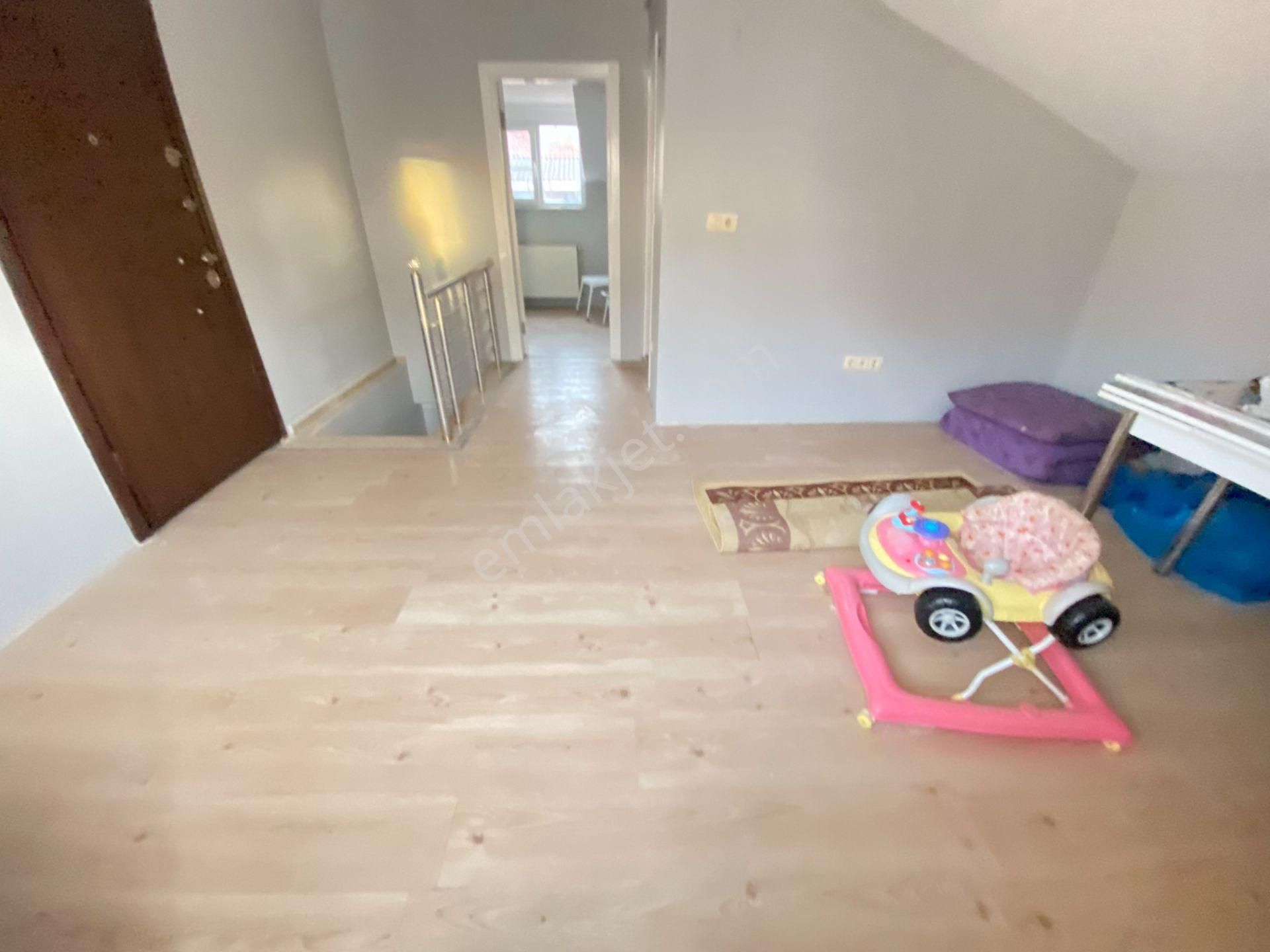 Avcılar Üniversite Mah. Metrobüse Yakın 4+1 Satılık Dublex Daire - Görsel 24