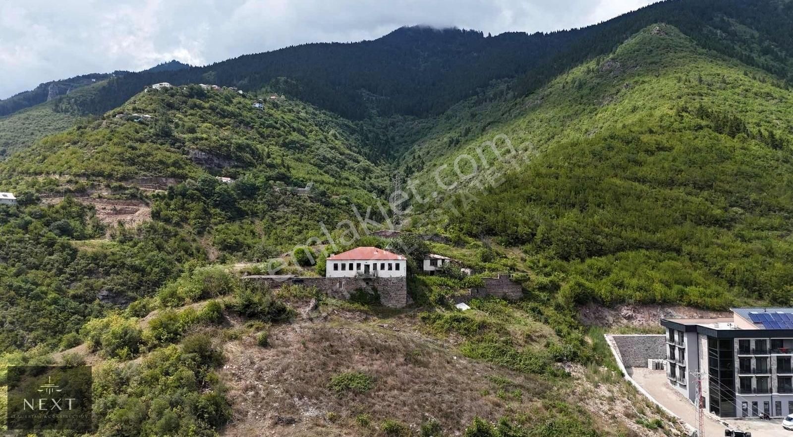 Maçka Merkez Satılık Bina Maçka Da Satılık 1.dereceden Tarihi Eser Bina