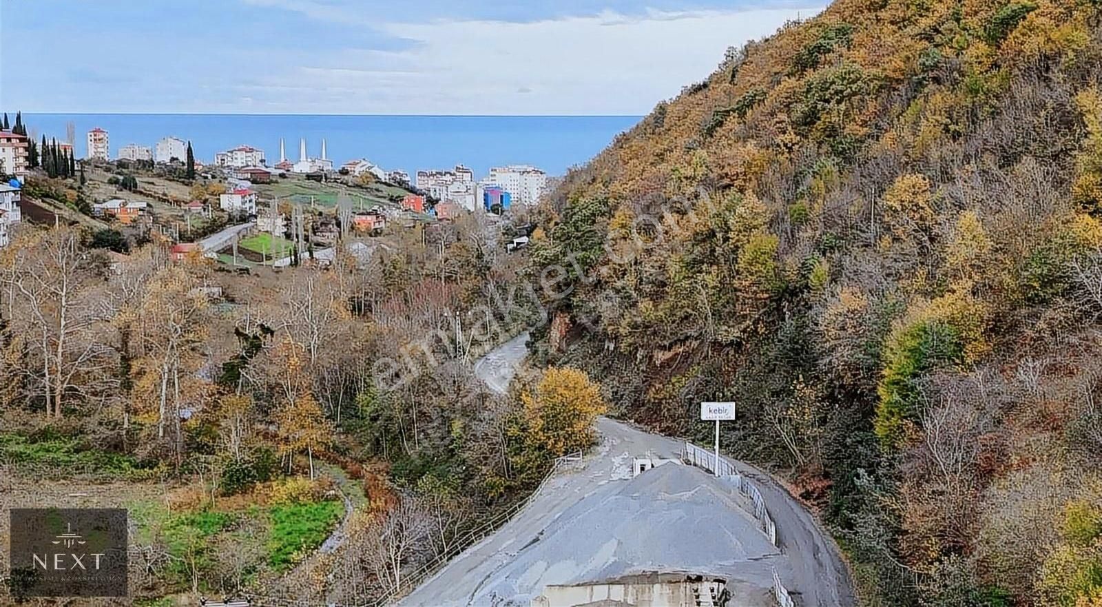 Akçaabat Kavaklı Satılık Tarla Kavaklıda Ticari Kullanıma Uygun Arsa Ana Yol Üstü