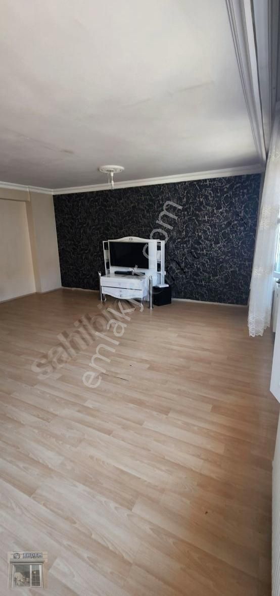 Odunpazarı Büyükdere Kiralık Daire 2+1 Geniş Daire