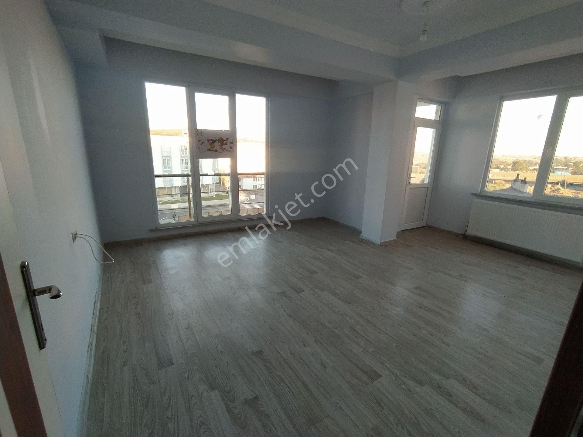 Çerkezköy Bağlık 3+1 Satılık Daire