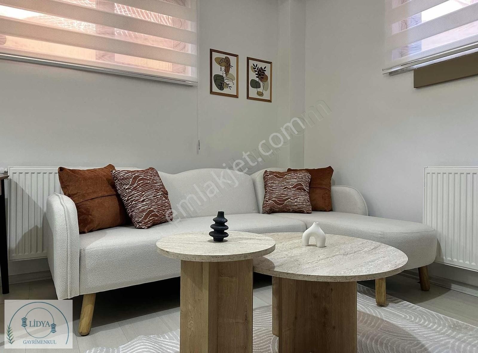 Ataşehir Kayışdağı Kiralık Daire (lidya Gayrimenkul)özel Dizayn Sıfır Eşyalı Genç Bina Otoparklı