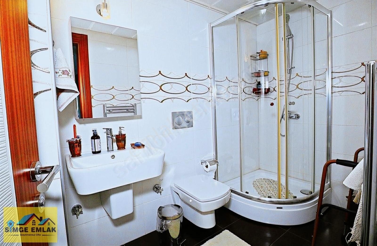 Acil Satılık 10 Yaşında Asansörlü,otoparklı Arakat Köşe Daire - Görsel 7