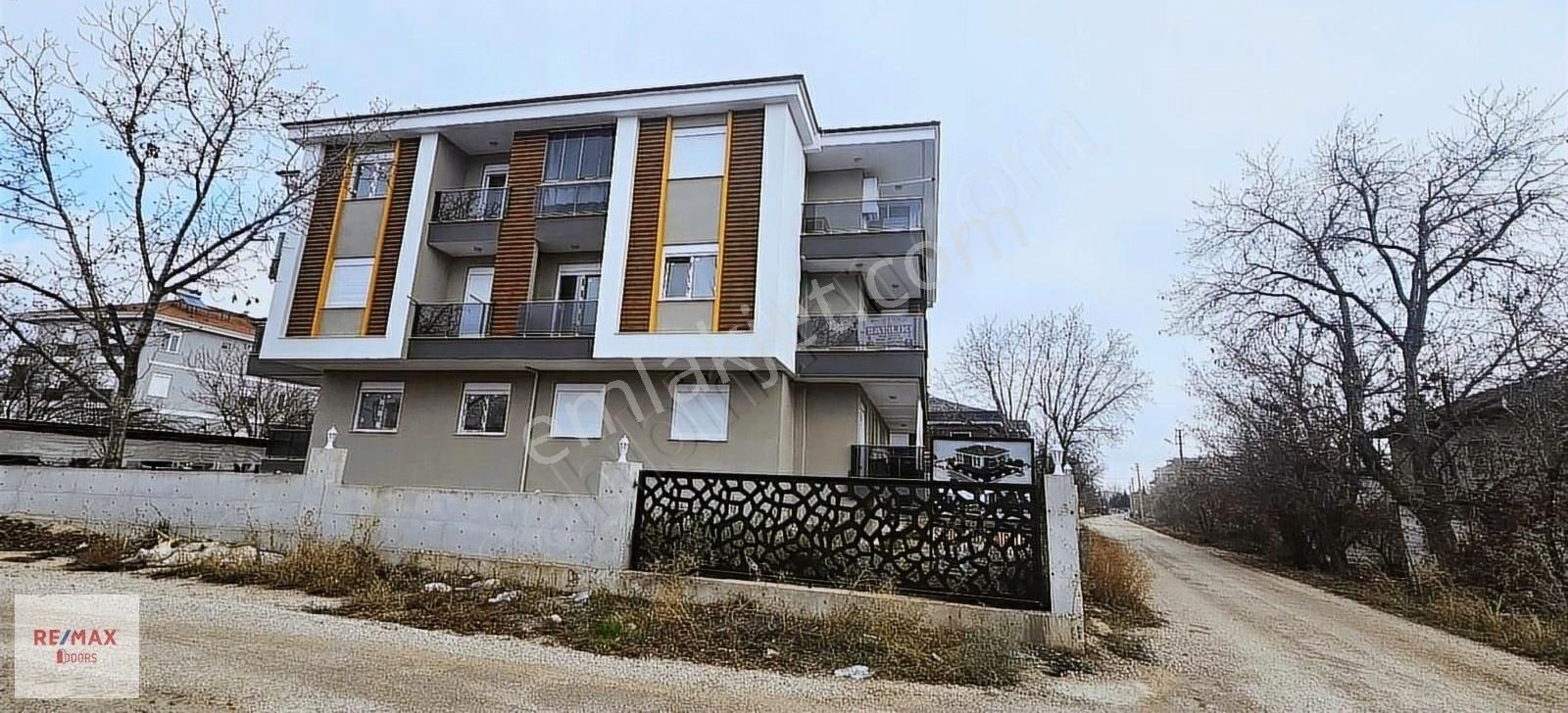 Korkuteli Uzunoluk Satılık Daire Korkuteli Merkezde Satılık 2+1 Yüksek Giriş Daire