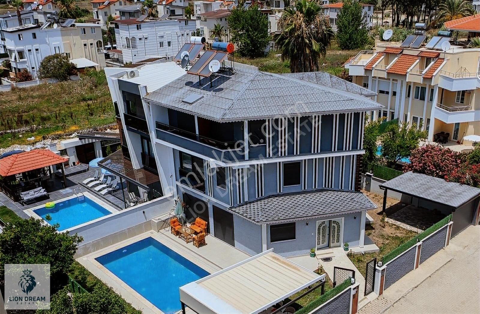 Serik Kadriye Satılık Villa Antalya Kadriye'de 6+1 Lüks Eşyalı Villa