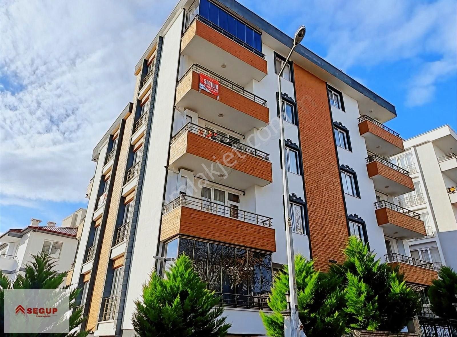 Atakum Körfez Satılık Daire Segup'tan Geniş Hollü Deniz Manzaralı 1+1 Satılık Daire-4