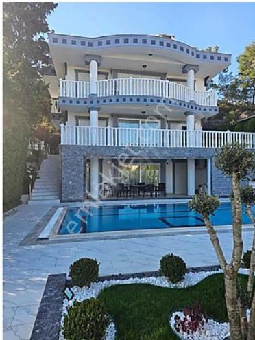 Kemer Çamyuva Satılık Villa Kemer Çamyuva'da Satılık Müstakil Havuzlu Lüx Villa Tr-en-ru