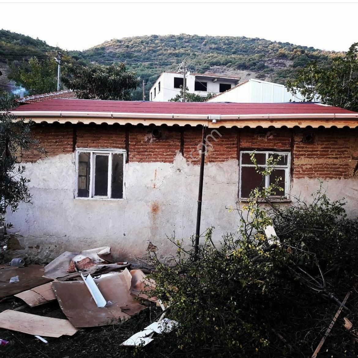 Orhangazi Üreğil Satılık Köy Evi Bursa Orhangazi Üreğil Köyü Satılık Köy Evi Ve Arsası